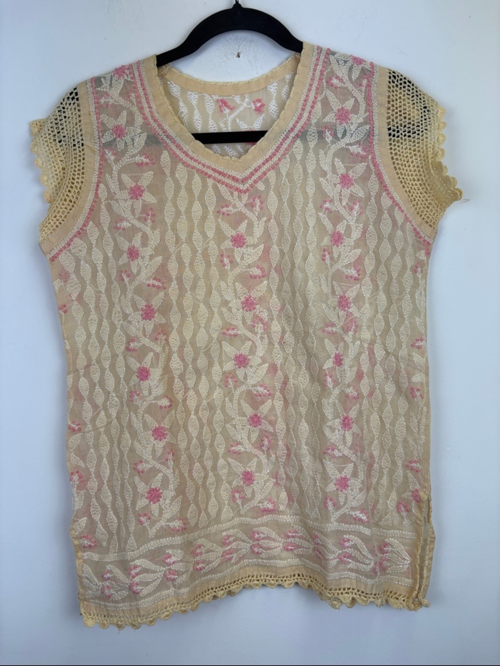 Vintage Sheer Lace Embroidered Blouse Cream Pink Floral Cottagecore Top Medium